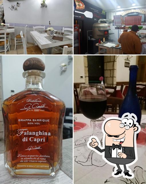 Tra le varie cose da Al Vicoletto si possono trovare la interni e bevanda