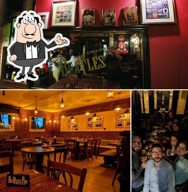 Siediti a un tavolo di The Beatles Pub