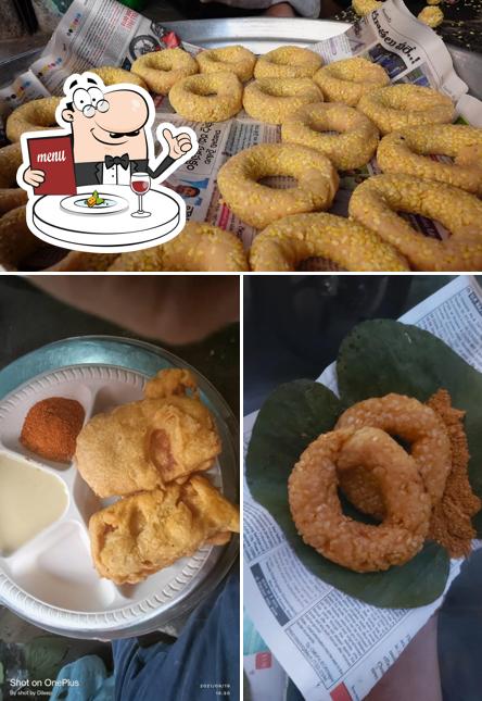 Food at Dilip Tiffins Centre