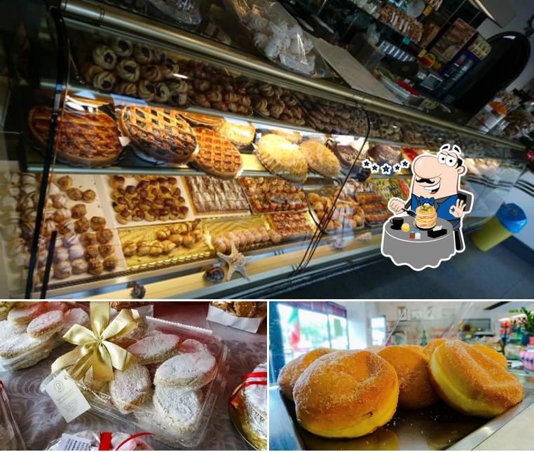 Platti al Pasticceria Artigianale Caffè F.lli Macchioni