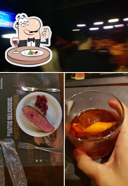 Esta é a imagem mostrando comida e interior no Hooligans Pub Cascavel