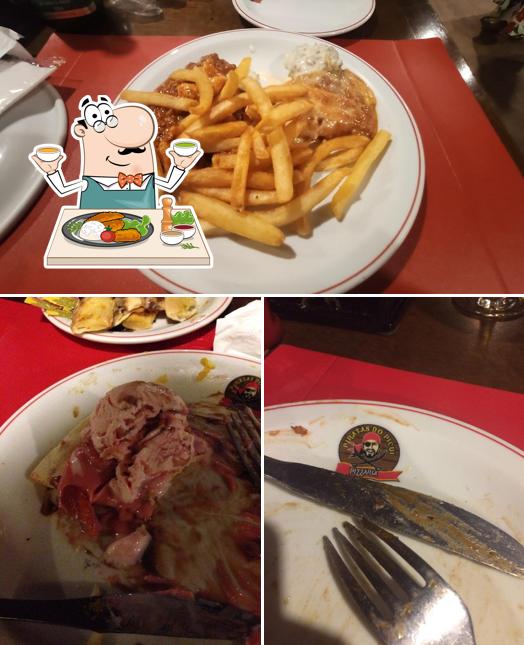 Comida em Pizzaria Piratas do Picui