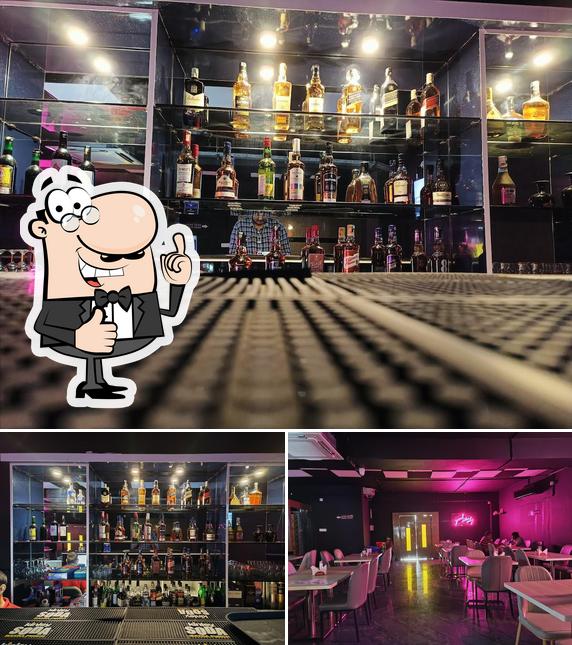 Glassmates Bar and Restaurant