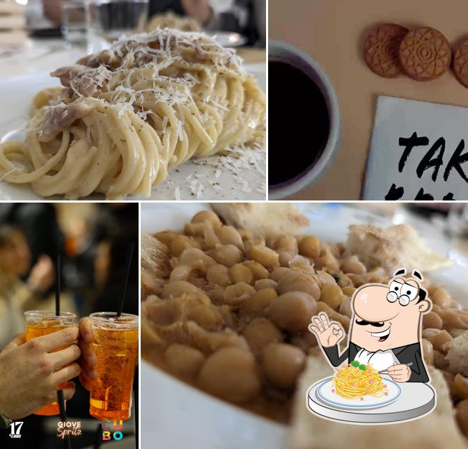 Spaghetti alla carbonara al Cubo Restaurant Cafè