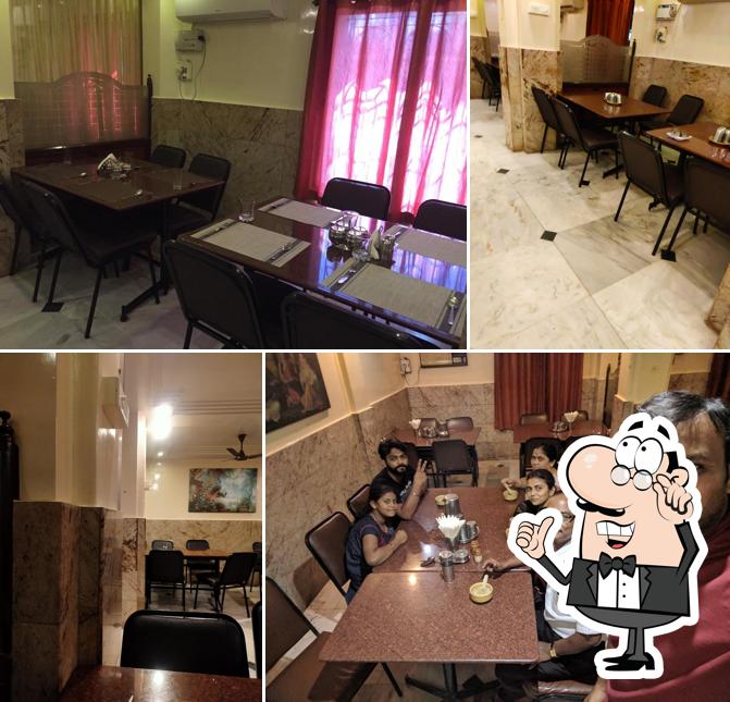 Check out how Hotel Shakthi - Chettinad:Chinese:Tandoori:North Indian Multicuisine Restaurant looks inside