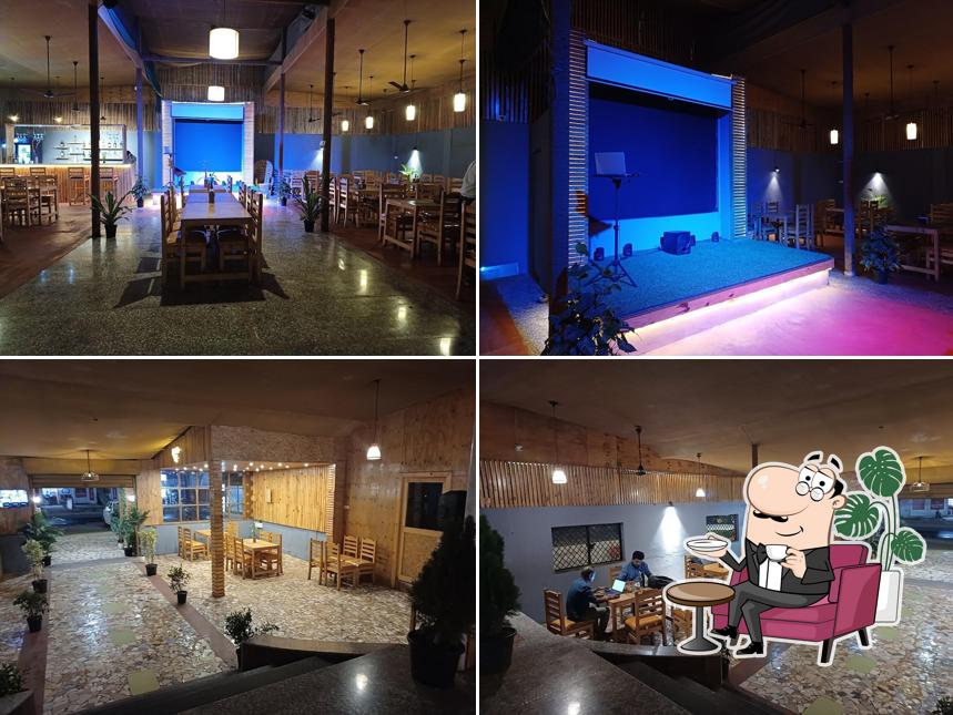 Check out how the sawmill cafe bar looks inside