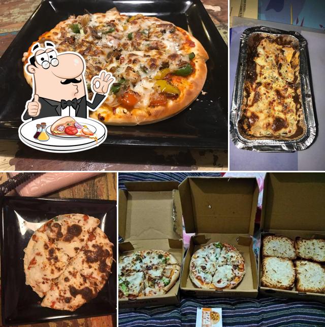 Try out pizza at Cafe Pathshala