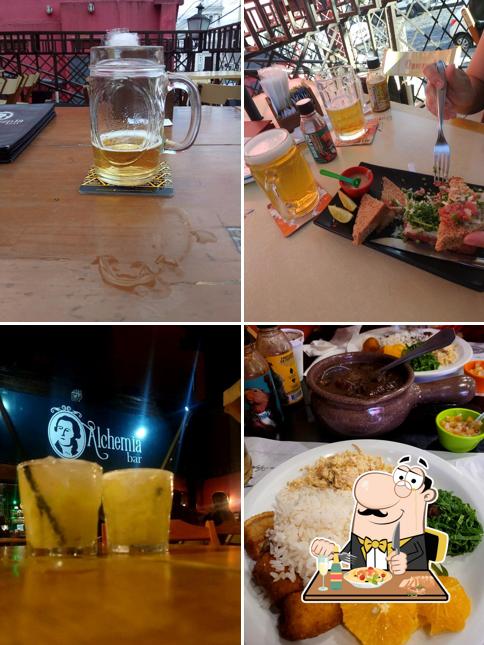 Platos en Alchemia Bar