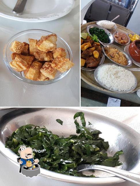 Comida em Restaurante Cantinho Mineiro