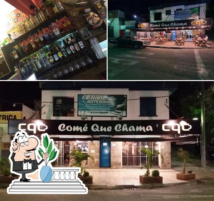O Comé Que Chama Bar - CQC se destaca pelo exterior e balcão de bar