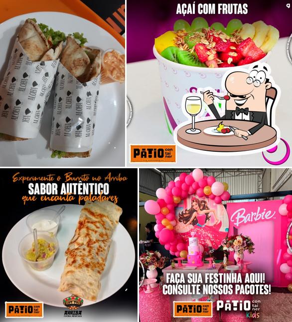 Comida em Pátio Container