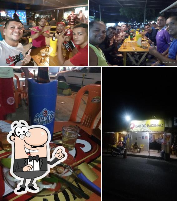 O interior do Bar do Baixinho