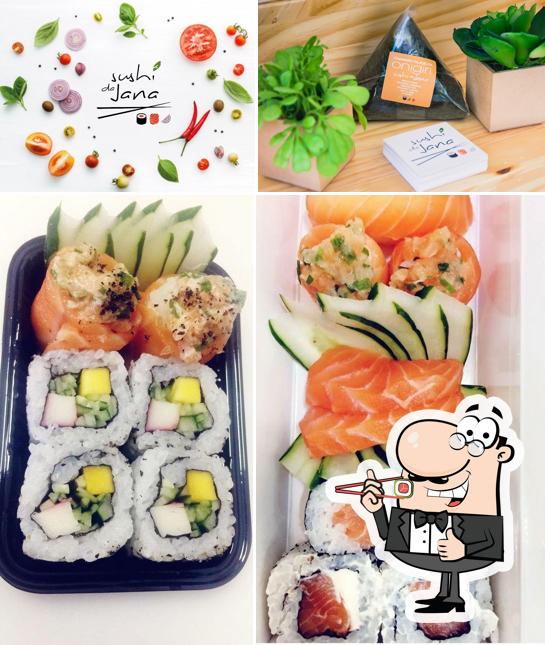 Presenteie-se com sushi no Onigiri To Go