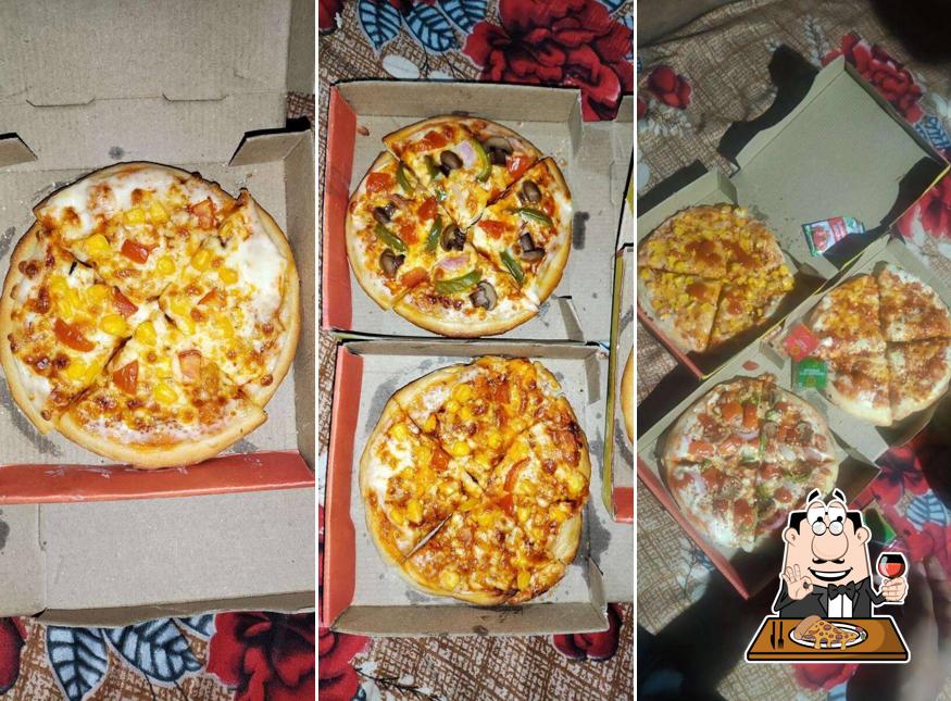 Order pizza at PIZZA'S MASTI