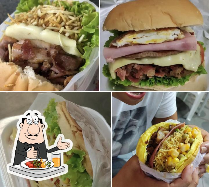 Platos en Trailer Esquina do Lanche Ilhabela