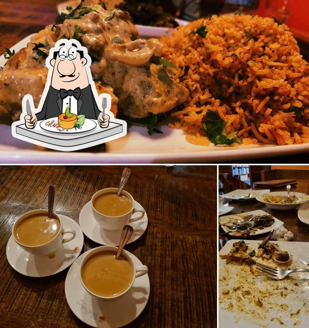 Tandoori chicken at The Critics Poetry Cafe