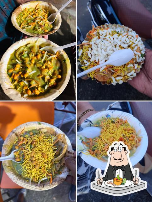 Food at Chintu Chit Chat Center