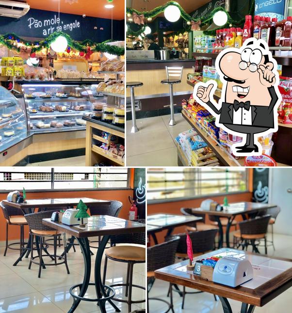 O interior do Líder Panificadora, Confeitaria e Conveniência