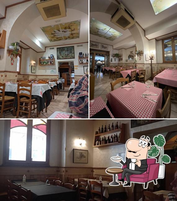 Siediti a un tavolo di L'Angoletto ai Musei