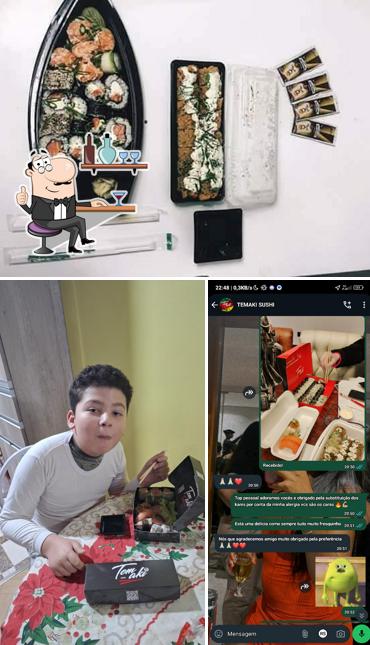 Entre diversos coisas, interior e bebida podem ser encontrados no Temaki Sushi Delivery