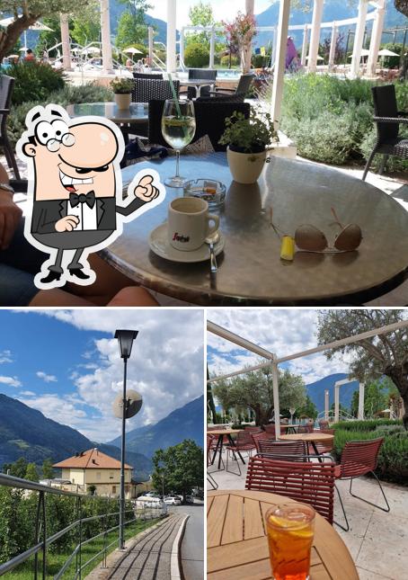 Guarda la foto che raffigura la interni e bevanda di Wasserpark Tirol