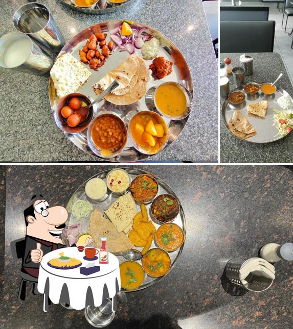 Jay Swadist Gujarati Thali Vapi