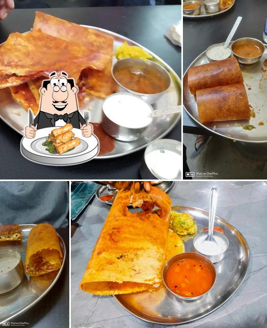 Spring rolls at Gurudevji Udpi