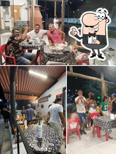 Veja imagens do interior do Rock Bar Pub - Partiu Galera Bar - Ilhabela SP