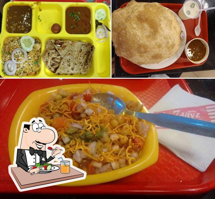 Meals at SRS 7 Dayz Chaats & Sweets