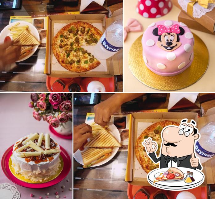 Order different types of pizza