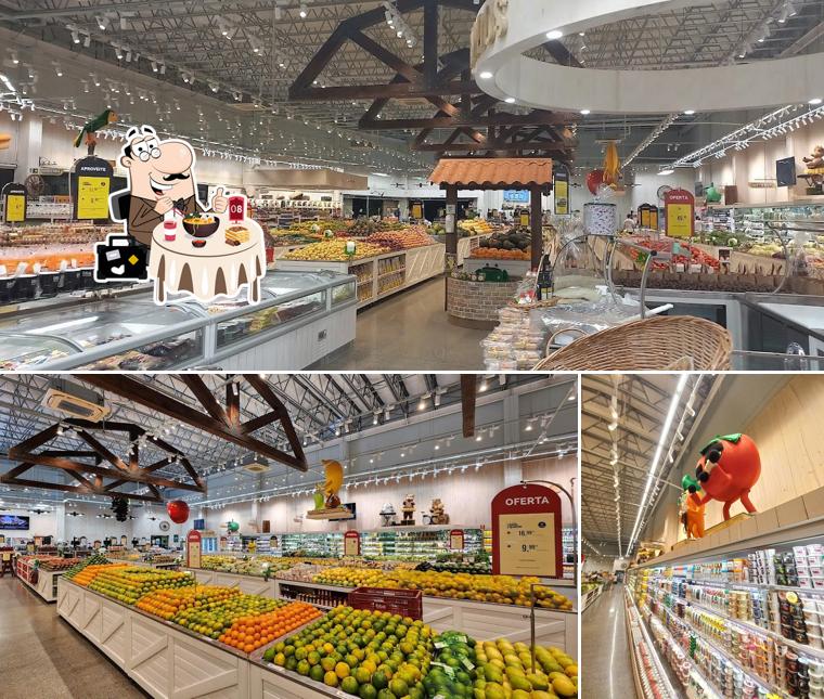 Comida em Oba Hortifruti Farm - Mercado, Frutas, Verduras, Legumes, Açougue e Adega