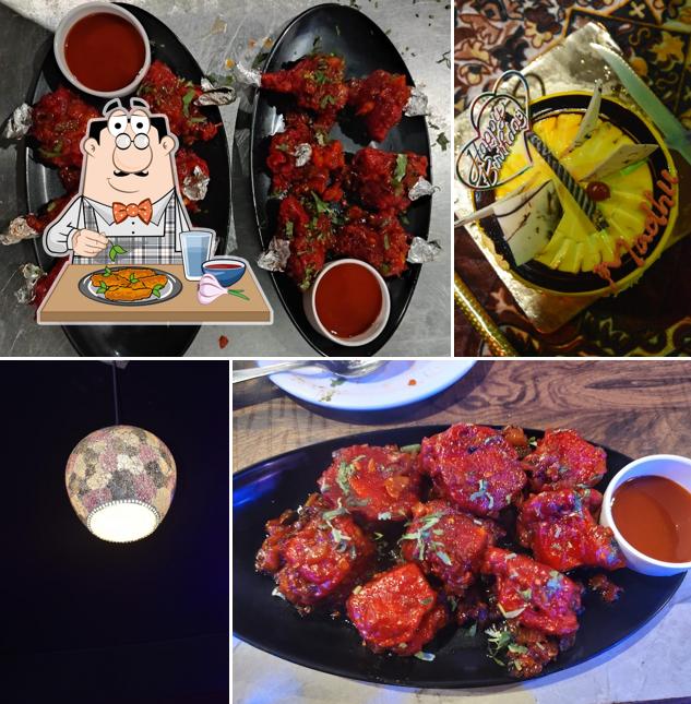 Chicken wings at ओरेगानो लीफ रेस्टोरेंट और कैफे