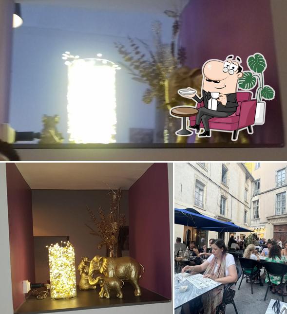 La intérieur et extérieur du restaurant