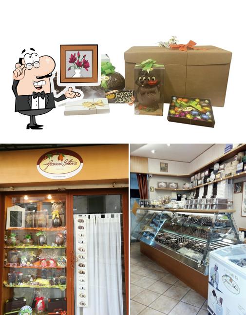 Siediti a un tavolo di Dolce Idea Gennaro Bottone