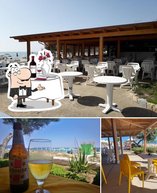 Tra le diverse cose da Le Mimose si possono trovare la tavolo da pranzo e birra