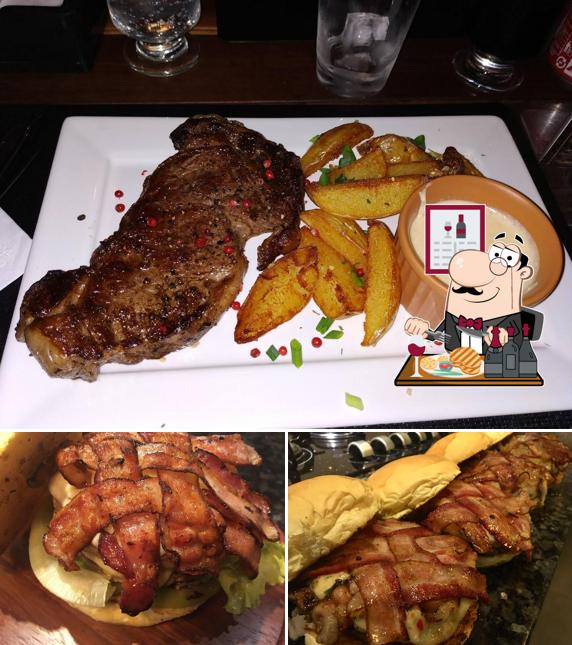 Escolha pratos de carne no No Eres Bienvenido parrilla