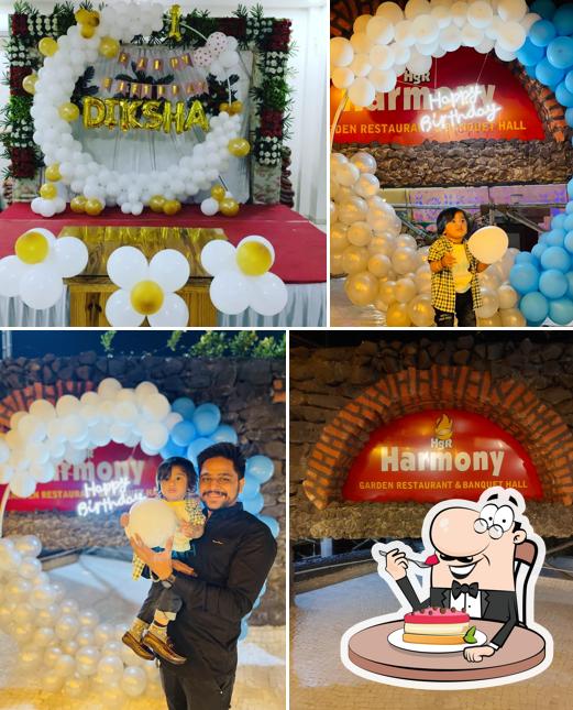 Harmony Garden Restaurant provides a number of sweet dishes