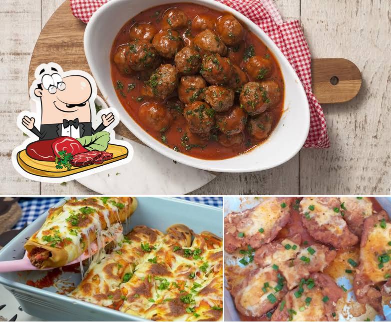 Experimente pratos de carne no Tempero do Chef Restaurante e Marmitaria