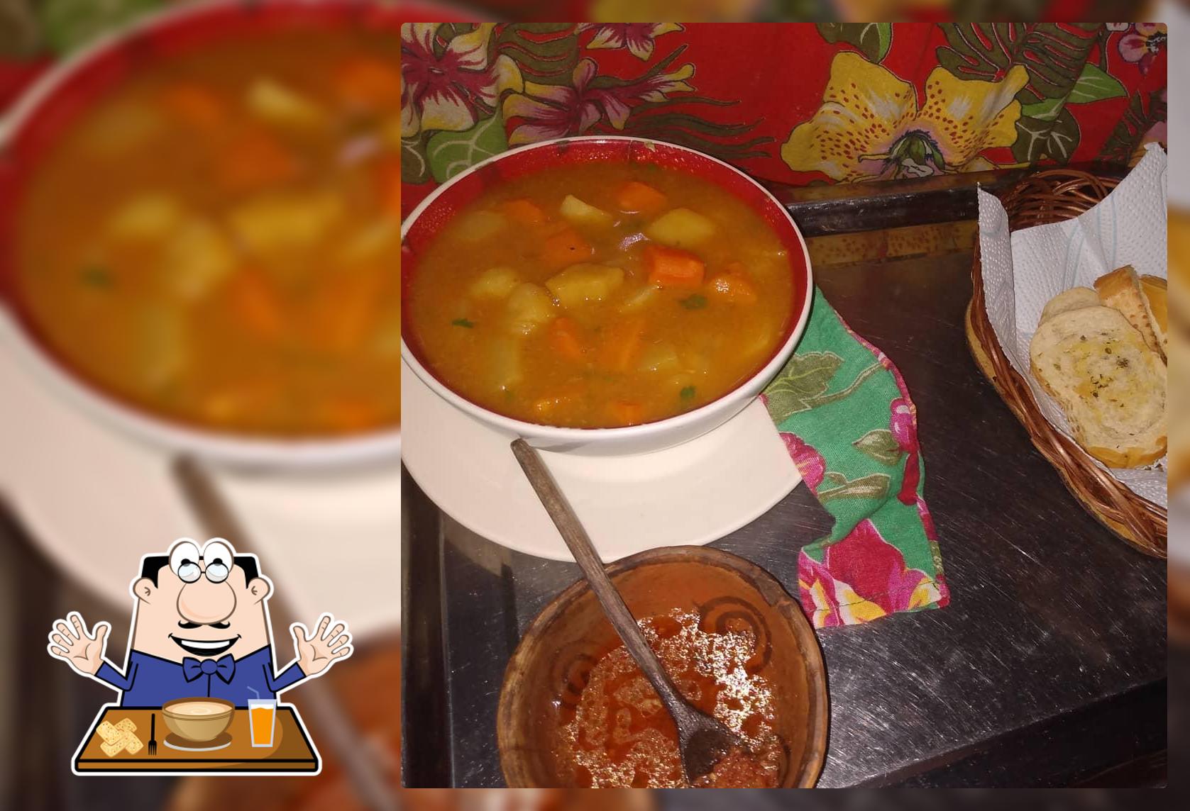 Comida em Bar do Gustão