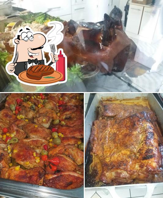 Escolha refeições de carne no Restaurante da Júlia