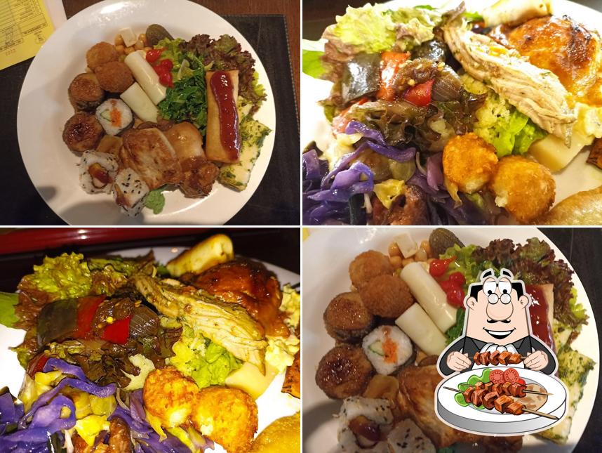 Comida em Garfo Santo Moema