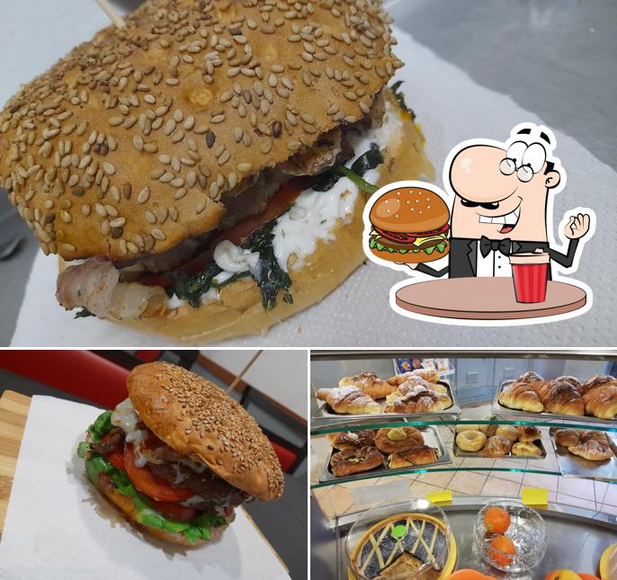 Ordina un hamburger a RistoBar Racing