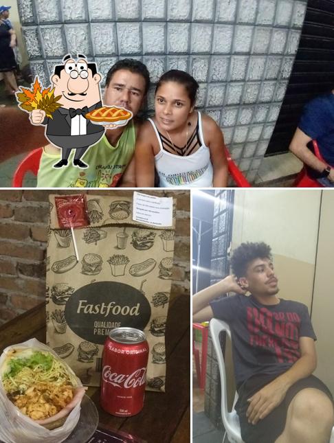 Look at the pic of AxBacon Lanches e Açaí