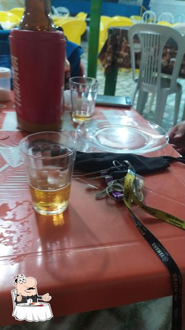 Look at the photo of Bar do Luiz Maclawdy