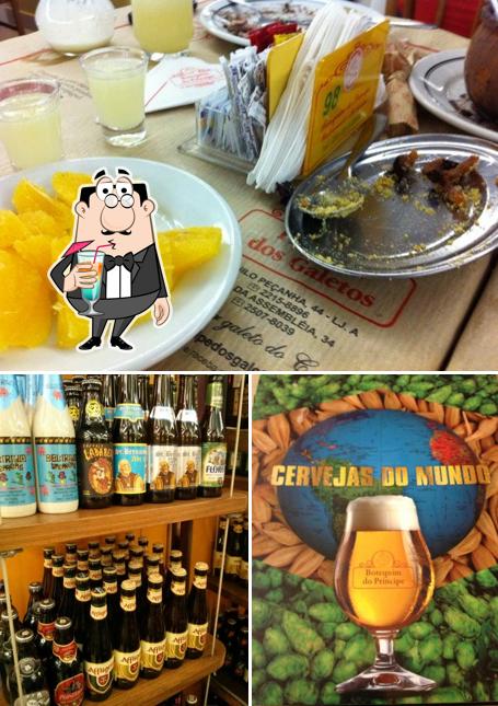 Tome uma bebida do menu