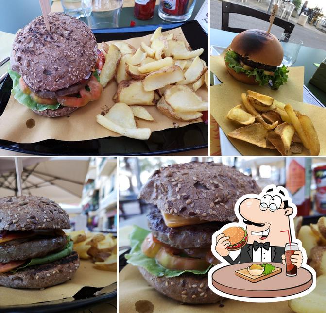 Ordina un hamburger a Uau brace & pizza