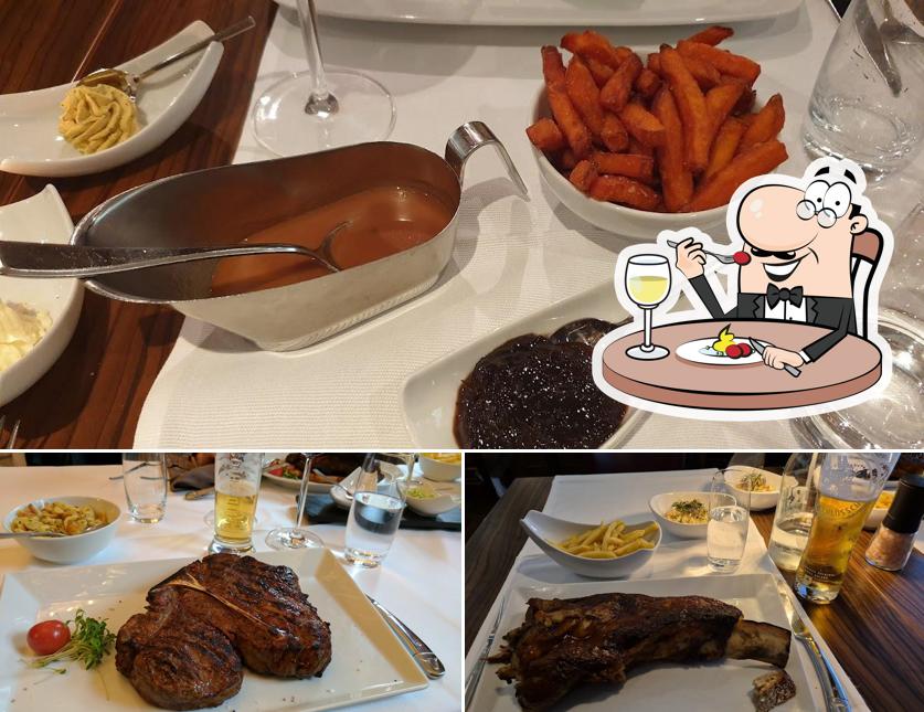 Platti al The BEEF Steakhouse & Bar