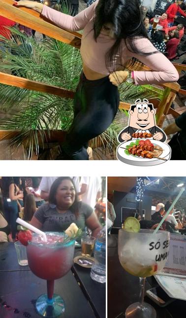 A ilustração do Pé na Areia - Espeto & Bar’s comida e exterior