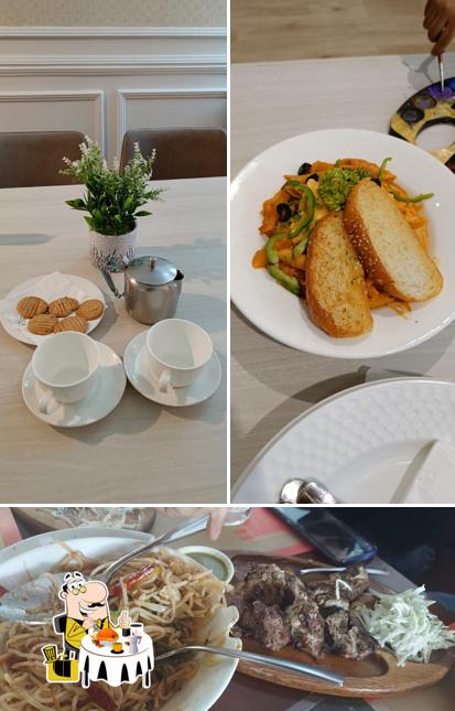 Food at Labooze Cafe Bar Lounge Mcleodganj