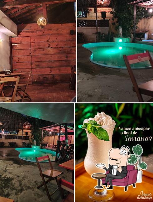 O interior do Bistrô Aconchego